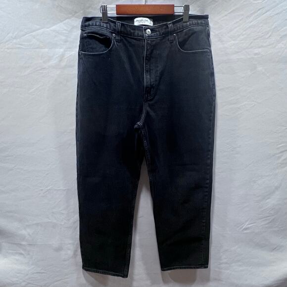 Abercrombie & Fitch Ankle Straight Ultra High Rise Black Jeans Women's 32/14R - Picture 1 of 8